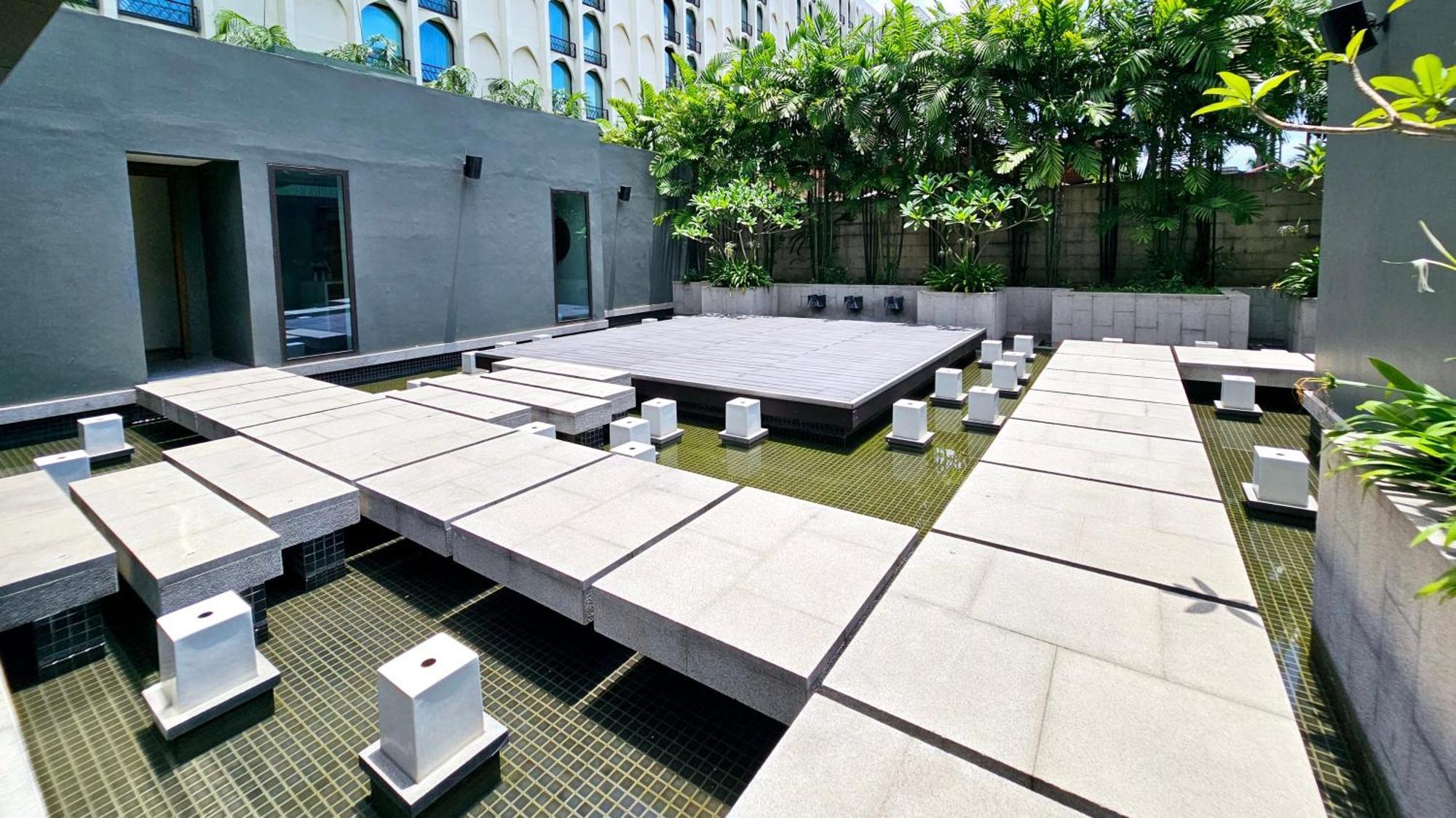 Intercontinental Dhaka By Ihg Hotel Exterior photo
